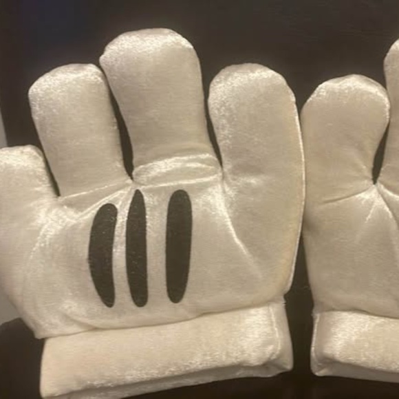 USED mickey mouse gloves - Picture 2 of 2